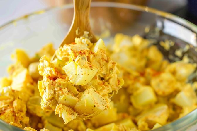 deviled egg potato salad