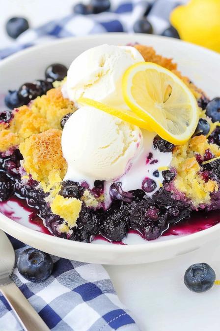 lemon blueberry dump cake