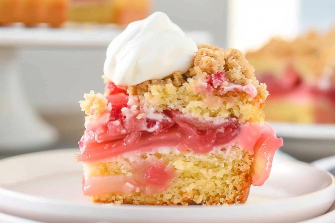 rhubarb coffee cake
